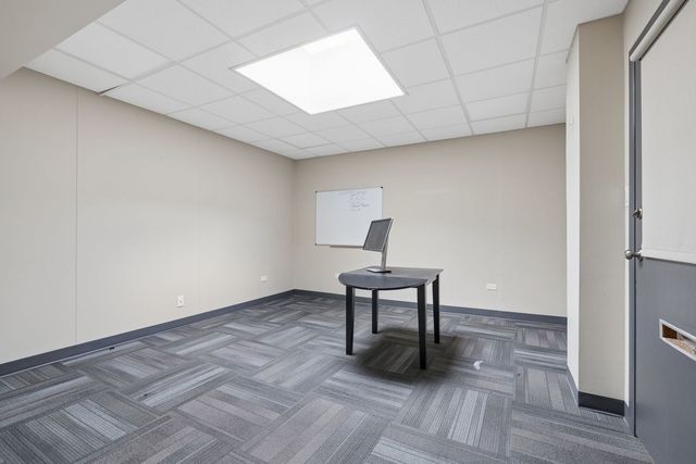 6600 W College Drive, Palos Heights, IL 60463