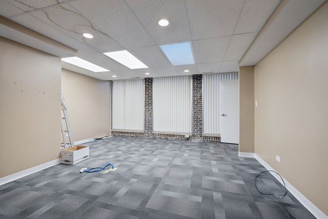 6600 W College Drive, Palos Heights, IL 60463