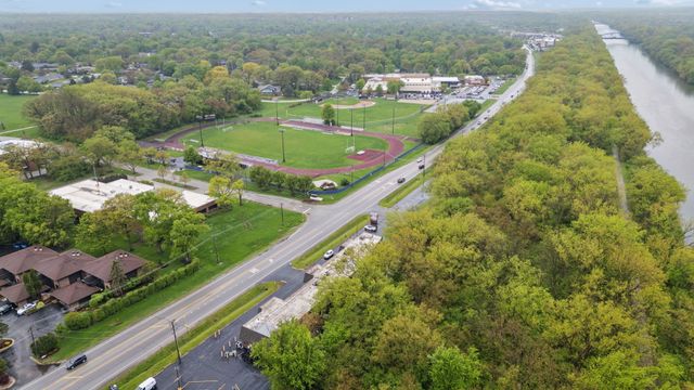 6600 W College Drive, Palos Heights, IL 60463