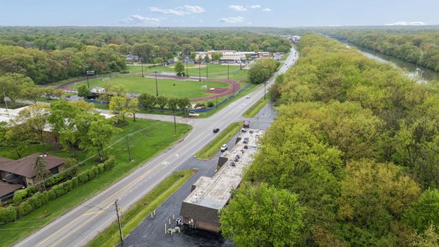 6600 W College Drive, Palos Heights, IL 60463