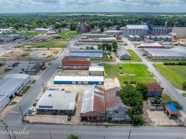 213 W 2nd Street, Crowley, LA 70526