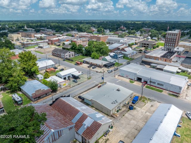 213 W 2nd Street, Crowley, LA 70526