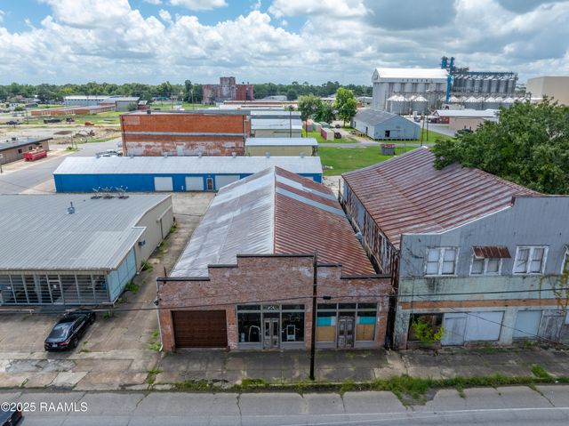 213 W 2nd Street, Crowley, LA 70526