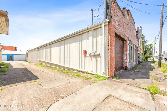 213 W 2nd Street, Crowley, LA 70526