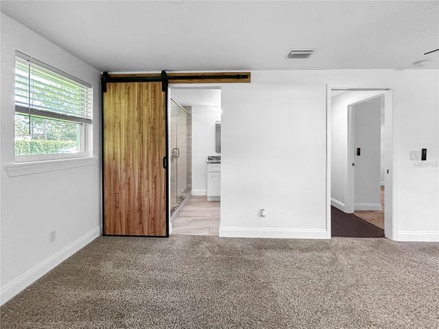 15135 PENNINGTON ROAD, Tampa, FL 33624