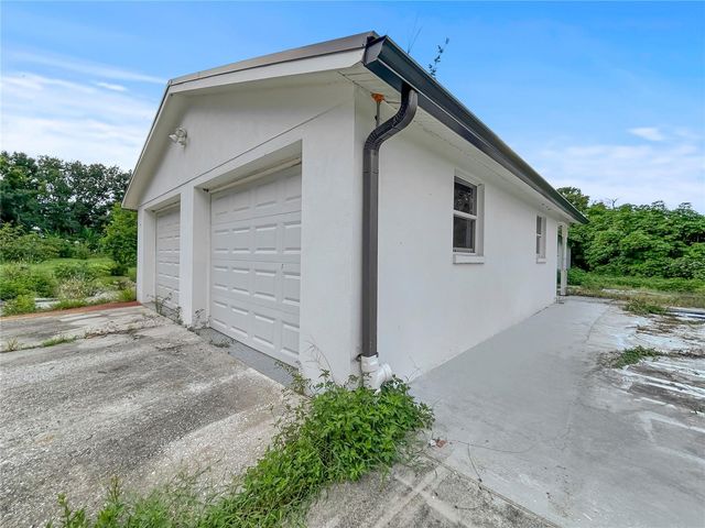 15135 PENNINGTON ROAD, Tampa, FL 33624