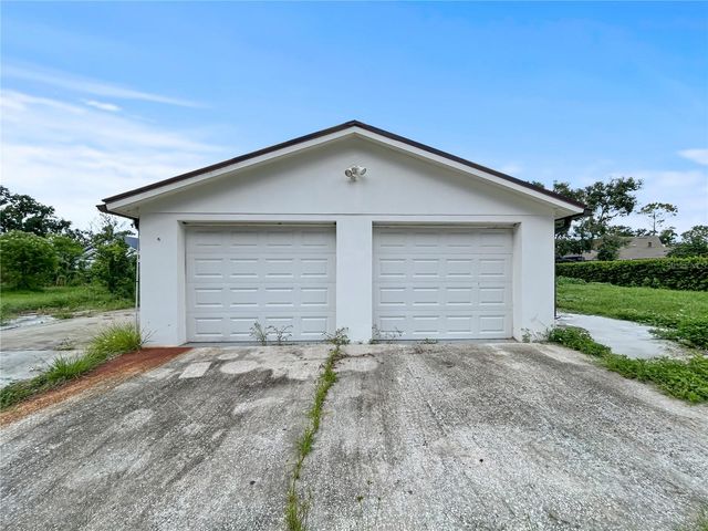 15135 PENNINGTON ROAD, Tampa, FL 33624