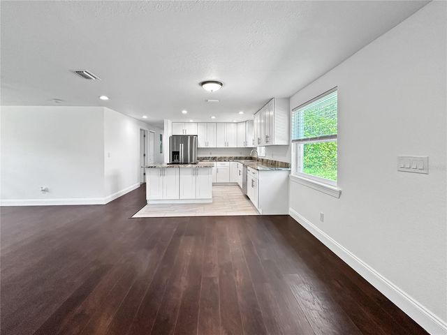 15135 PENNINGTON ROAD, Tampa, FL 33624