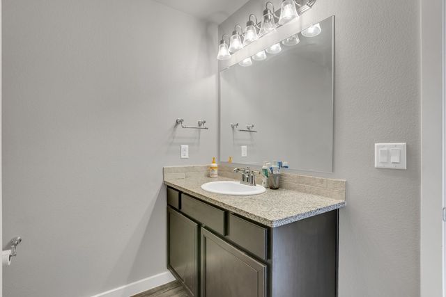 6815 Leather Ln, Midland, TX 79705