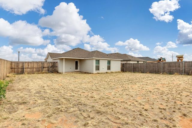6815 Leather Ln, Midland, TX 79705