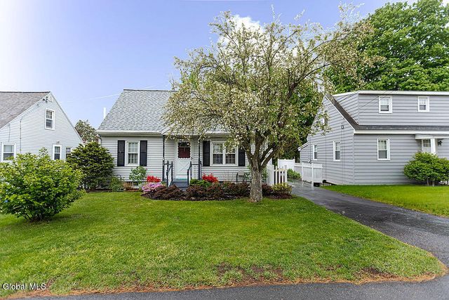 68 Fox Avenue, Colonie, NY 12304