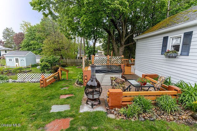 68 Fox Avenue, Colonie, NY 12304