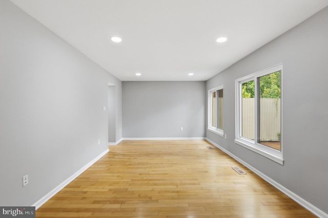 11092 SAFFOLD WAY, Reston, VA 20190