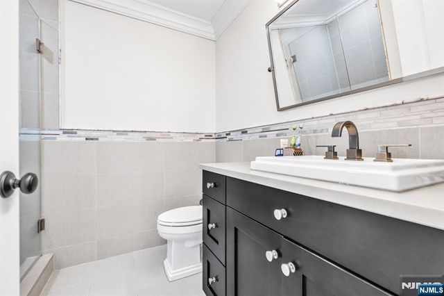 7 Brookside Drive, Upper Saddle River, NJ 07458