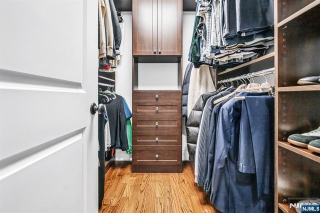 7 Brookside Drive, Upper Saddle River, NJ 07458