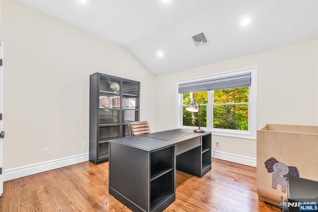 7 Brookside Drive, Upper Saddle River, NJ 07458