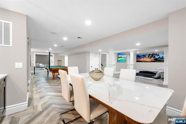 7 Brookside Drive, Upper Saddle River, NJ 07458