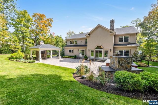 7 Brookside Drive, Upper Saddle River, NJ 07458