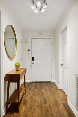 101 Hillsboro Pl, Nashville, TN 37215