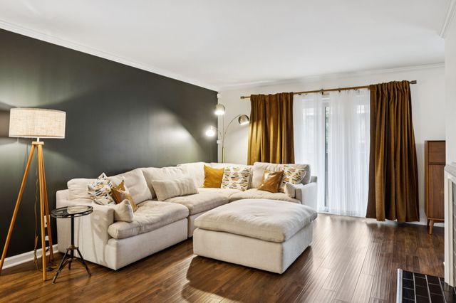 101 Hillsboro Pl, Nashville, TN 37215