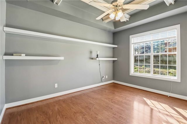 2876 S Club Oak Drive, Fayetteville, AR 72701