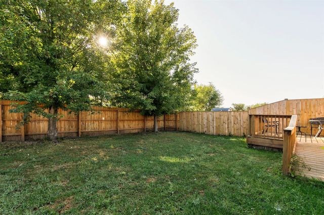 5825 NW 50th Street, Johnston, IA 50131