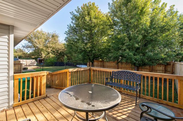 5825 NW 50th Street, Johnston, IA 50131