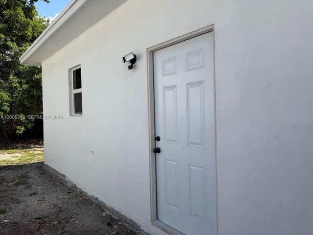 2335 NW 68th St REAR, Miami, FL 33147