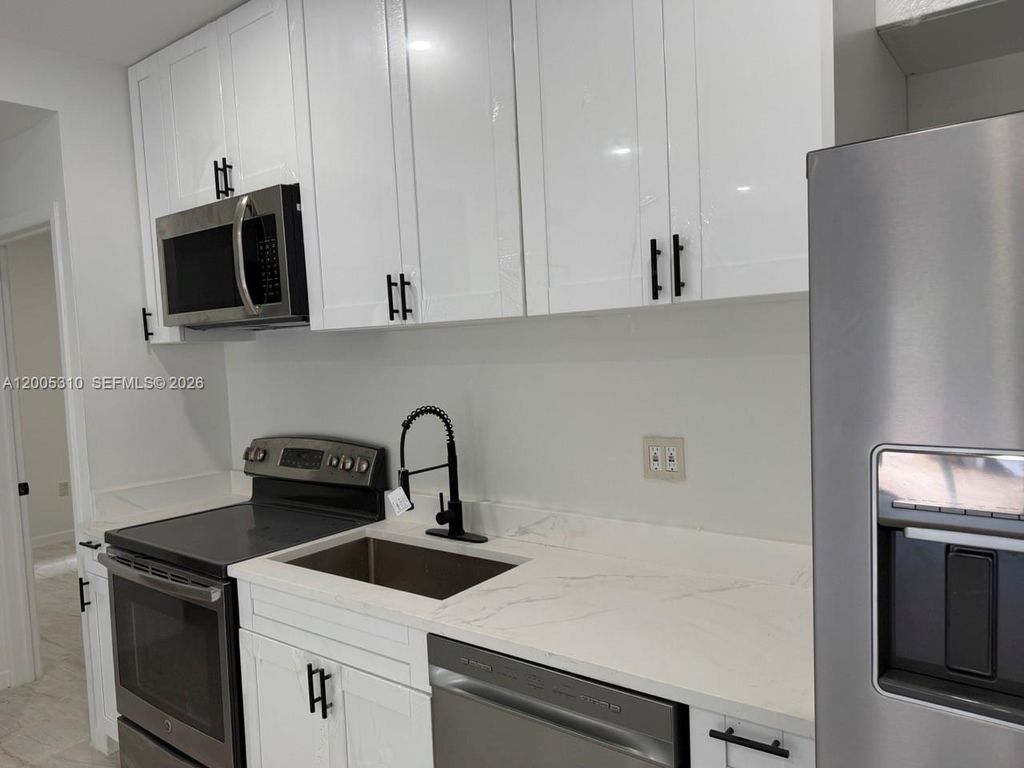 2335 NW 68th St REAR, Miami, FL 33147