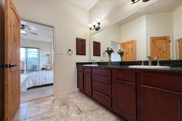 12 Via Optima, Santa Fe, NM 87507