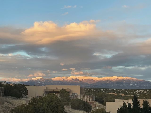 12 Via Optima, Santa Fe, NM 87507