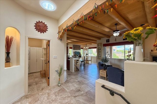 12 Via Optima, Santa Fe, NM 87507