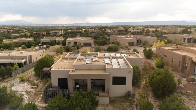 12 Via Optima, Santa Fe, NM 87507