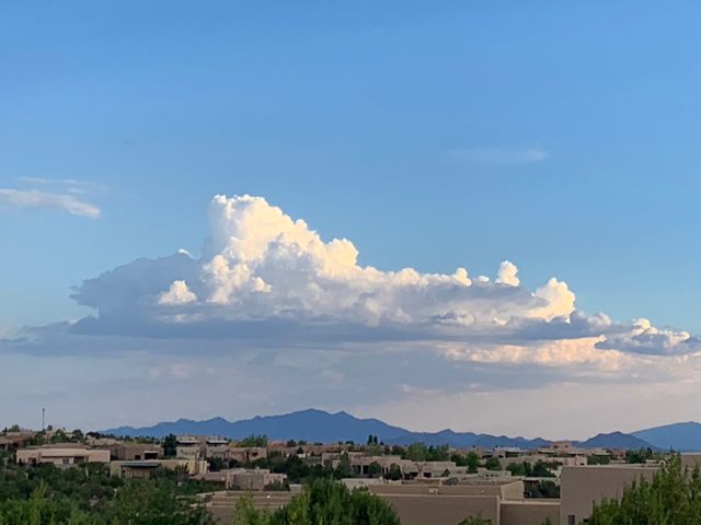 12 Via Optima, Santa Fe, NM 87507