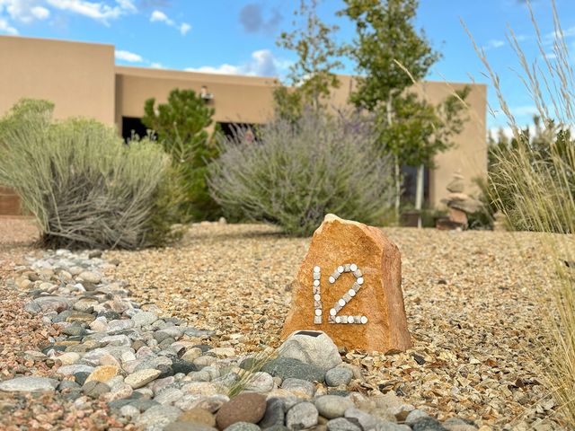 12 Via Optima, Santa Fe, NM 87507