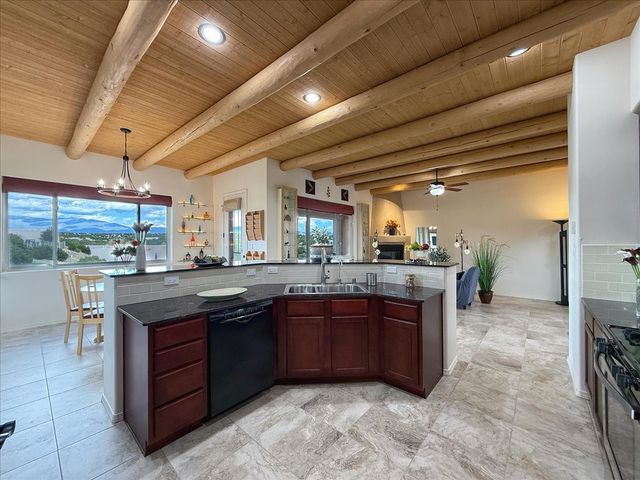 12 Via Optima, Santa Fe, NM 87507