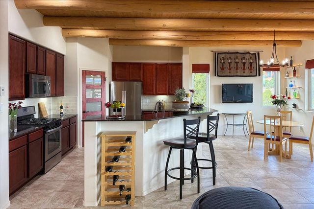 12 Via Optima, Santa Fe, NM 87507