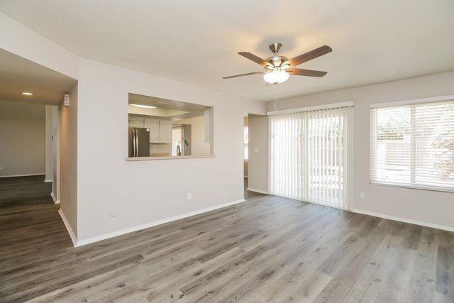 16234 S 44th Street, Phoenix, AZ 85048