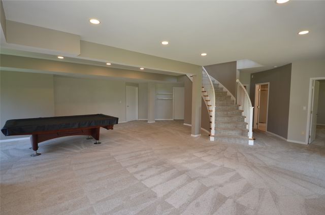 1112 Glen Oaks Drive, West Des Moines, IA 50266