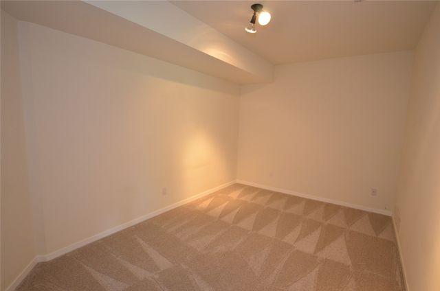 1112 Glen Oaks Drive, West Des Moines, IA 50266