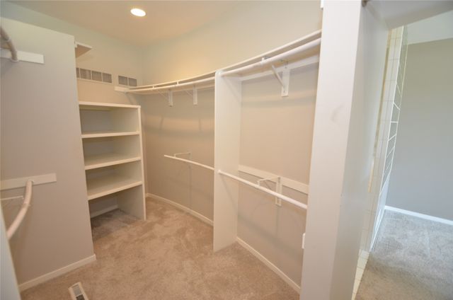 1112 Glen Oaks Drive, West Des Moines, IA 50266