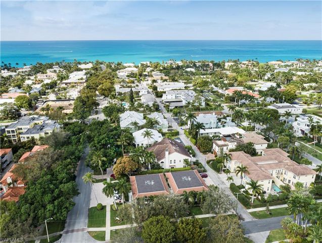 284 4th ST S # 103, Naples, FL 34102