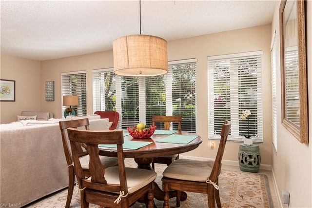 284 4th ST S # 103, Naples, FL 34102