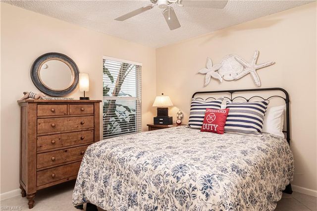 284 4th ST S # 103, Naples, FL 34102