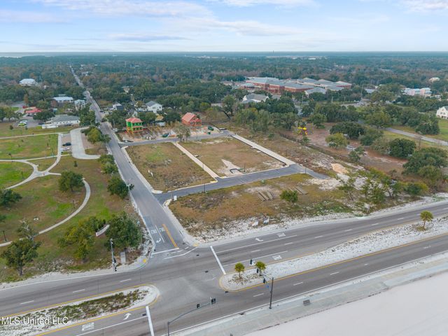 127 Sandy Beach Drive, Pass Christian, MS 39571