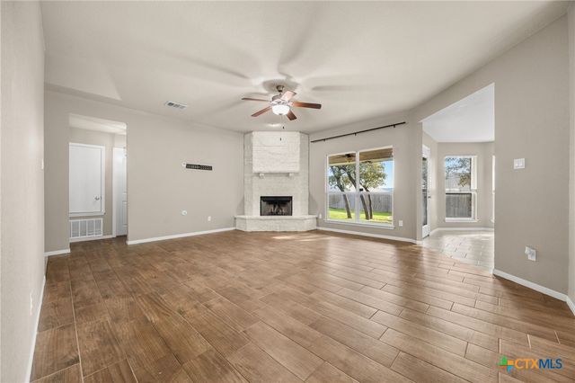 3421 Doss Street, Copperas Cove, TX 76522