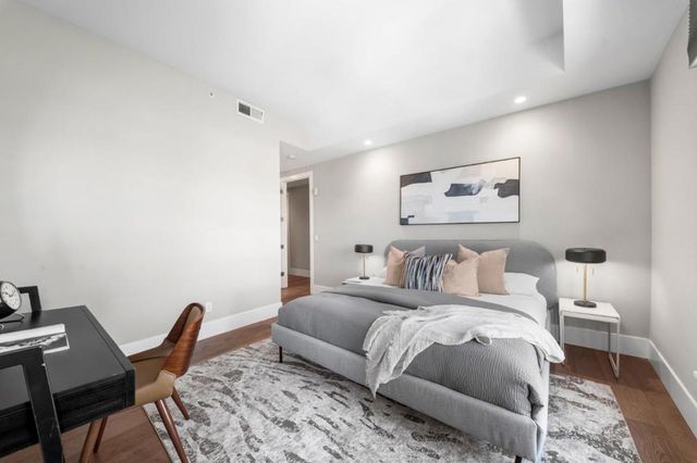 600 El Camino Real 209, Belmont, CA 94002