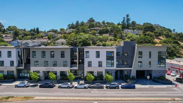 600 El Camino Real 209, Belmont, CA 94002