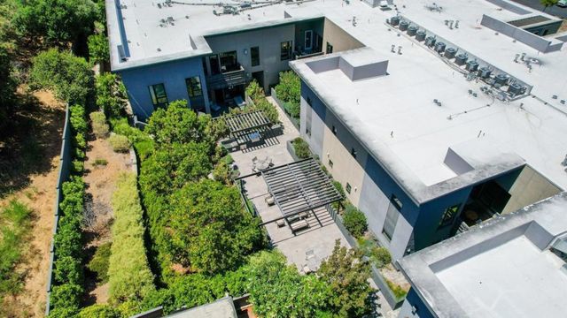 600 El Camino Real 209, Belmont, CA 94002