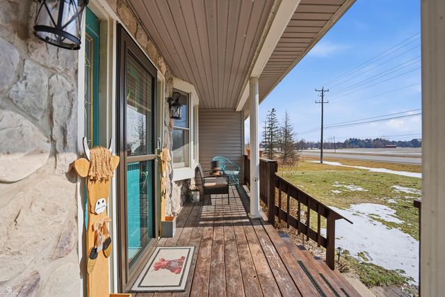 9890 Gratiot Avenue, Columbus, MI 48063